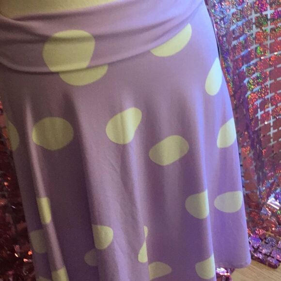 LULAROE AZURE skirt in purple & white polka dots, size medium - Picture 4 of 12